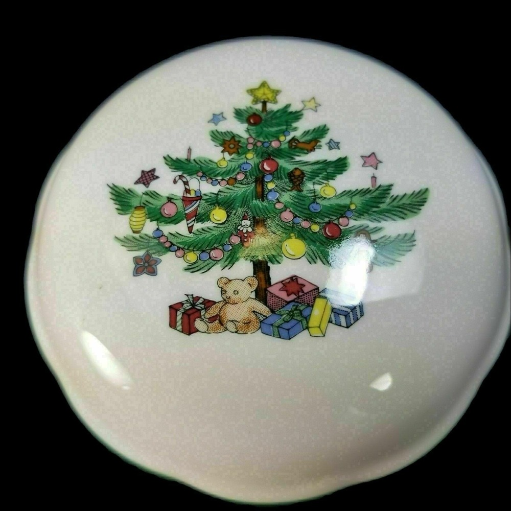 Nikko Christmas Tree Trinket Dish Bon Bon Bowl Lid Jewelry Candy Holiday Ceramic